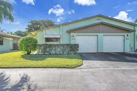 1734 Palmland Dr, Boynton Beach, FL 33436