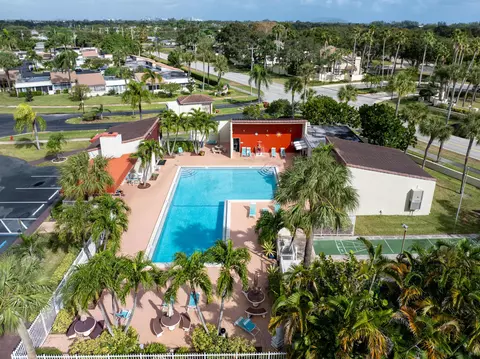 2528 Boundbrook Dr S #208, West Palm Beach, FL 33406