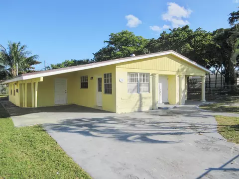 70 NW 33rd Ter, Lauderhill, FL 33311
