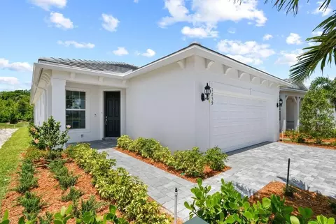 1239 Haven Cir #CONTOUR 34, Vero Beach, FL 32960