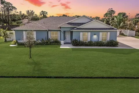 470 NW Concord Dr, Port Saint Lucie, FL 34983