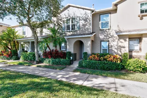 1678 W Pointe West Way W, Vero Beach, FL 32966
