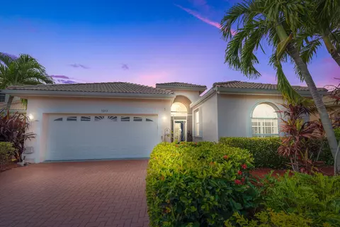 1643 SE Ballantrae Blvd N, Port Saint Lucie, FL 34952
