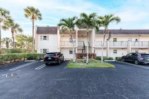 2825 Casita #101, Delray Beach, FL 33445