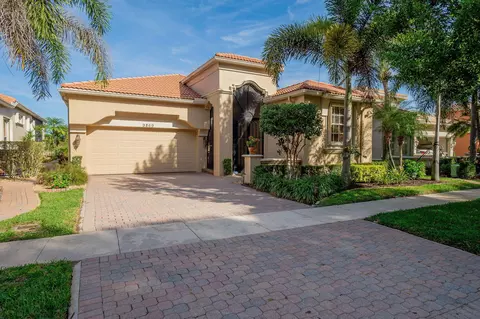 9869 Via Grande W, Wellington, FL 33411