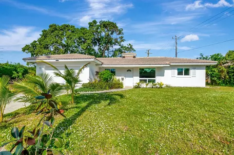 2299 N Conference Dr, Boca Raton, FL 33486