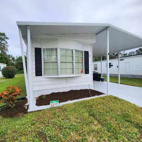 38 Montilla Way, Port Saint Lucie, FL 34952
