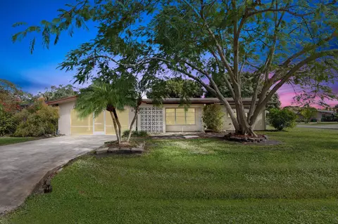 201 E Arbor Ave, Port Saint Lucie, FL 34952