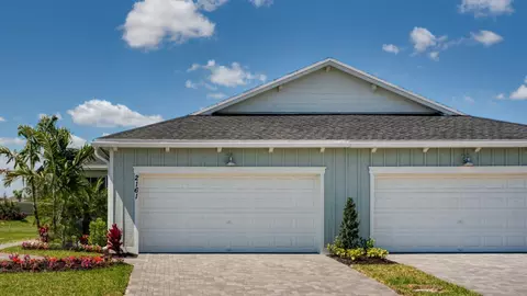 1465 SE Crosswood Way, Port Saint Lucie, FL 34984