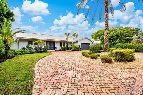 1020 NW 6th St, Boca Raton, FL 33486