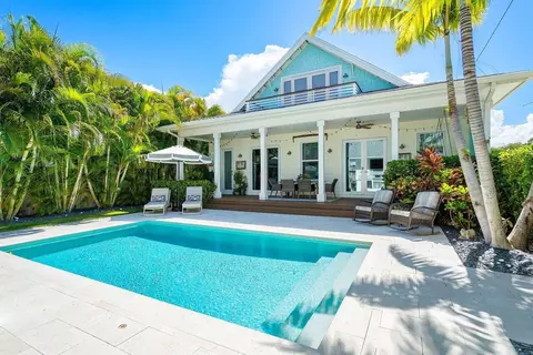 230 N Ocean Breeze St, Lake Worth Beach, FL 33460