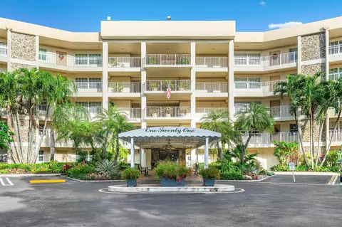 800 Cypress Grove Dr #110, Pompano Beach, FL 33069