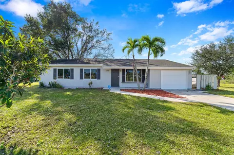 1981 SE Shelter Dr, Port Saint Lucie, FL 34952