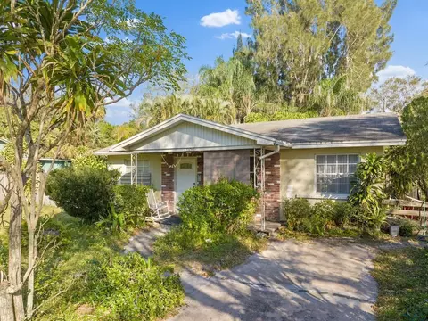 1920 N 48th St, Fort Pierce, FL 34947