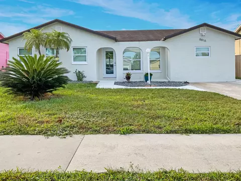 8816 SW 11th St, Boca Raton, FL 33433