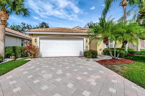7305 Lugano Drive Dr, Boynton Beach, FL 33437