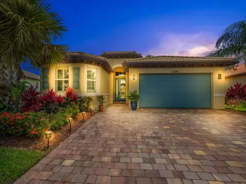 11891 SW Crestwood Cir, Port Saint Lucie, FL 34987