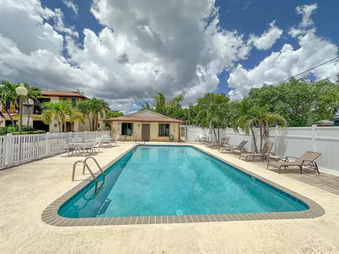815 Andrew Redding Rd #104, Lantana, FL 33462