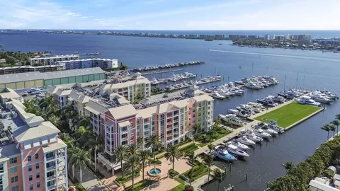804 E Windward Way #107, Lantana, FL 33462