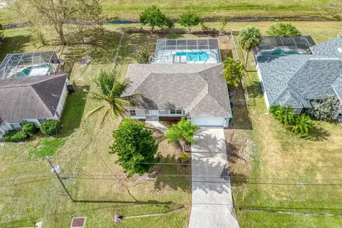 4242 SW Tumble St, Port Saint Lucie, FL 34953