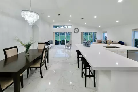 7397 Haviland Cir, Boynton Beach, FL 33437