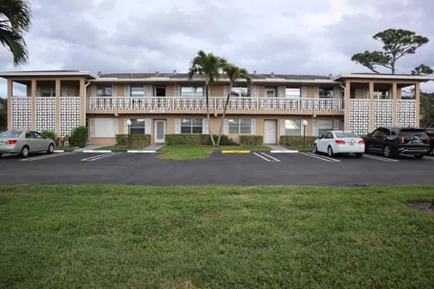 1030 Citrus Way #104, Delray Beach, FL 33445