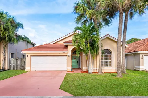 7481 Oakboro Dr, Lake Worth, FL 33467