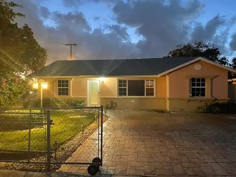 Undisclosed, Boynton Beach, FL 33435