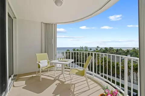 2295 S Ocean Blvd #805, Palm Beach, FL 33480