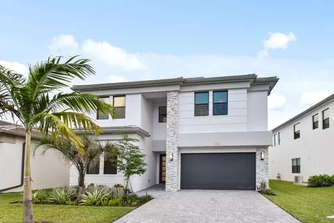 8311 Essex Country Club Dr, Boca Raton, FL 33434