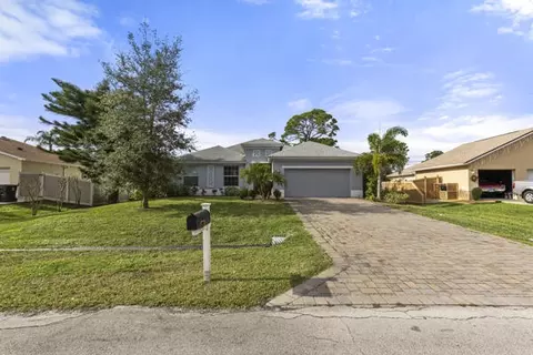 3126 SW Collings Dr, Port Saint Lucie, FL 34953