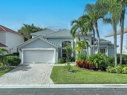 141 Bent Tree Dr, Palm Beach Gardens, FL 33418