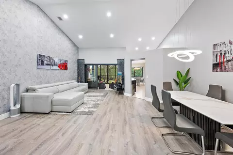 Undisclosed, Boca Raton, FL 33487
