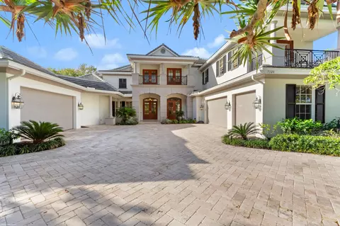 7320 SE Medalist Pl, Hobe Sound, FL 33455