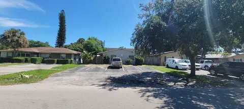 334 SW Avondale Dr #1-3, Pompano Beach, FL 33060