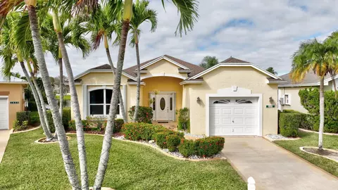 1033 NW Tuscany Dr, Saint Lucie West, FL 34986