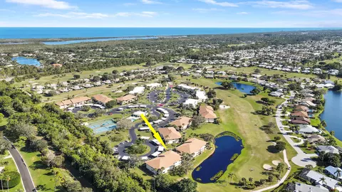 6363 SE Williamsburg Dr #101, Hobe Sound, FL 33455