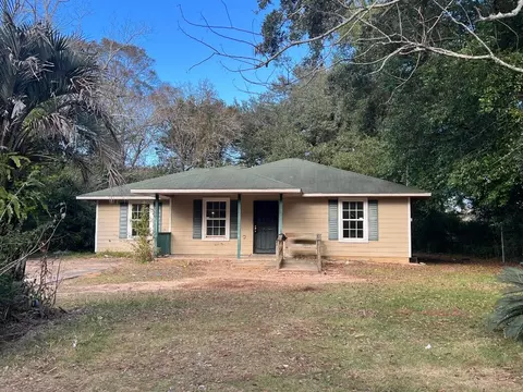 1002 Fremont, Pensacola, FL 32505