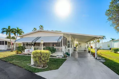 3312 Lake Overlook Pl Pl, Lantana, FL 33462