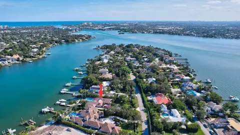 18896 Point Dr, Tequesta, FL 33469
