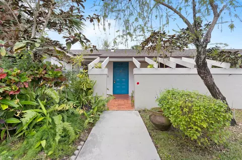 2902 SW 21st Ter 301c Ter #301C, Delray Beach, FL 33445