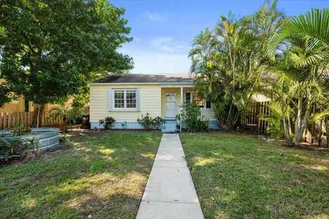 1121 N K St, Lake Worth Beach, FL 33460