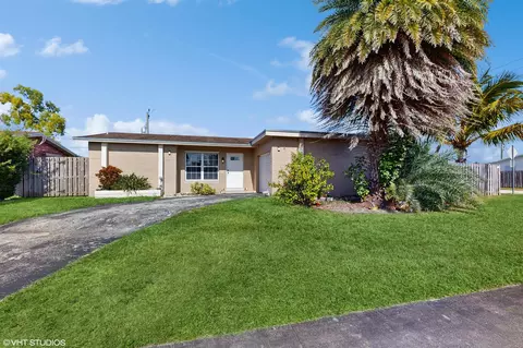 11511 NW 31st St, Sunrise, FL 33323