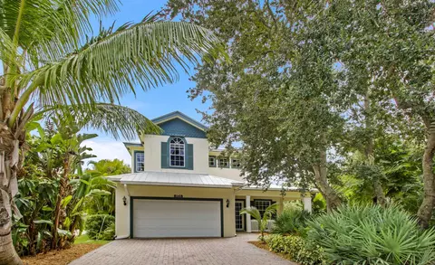 8168 SE Windjammer Way, Hobe Sound, FL 33455