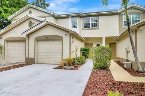 6329 Crescent Lake Way, Lake Worth, FL 33463
