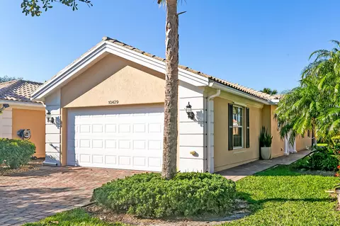 10429 SW Stratton Dr, Port Saint Lucie, FL 34987