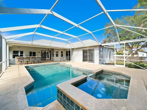 2598 SW National Cir, Port Saint Lucie, FL 34953
