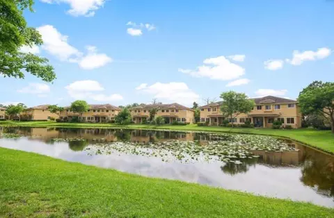 4402 Berkshire Whart Dr, Lake Worth, FL 33461