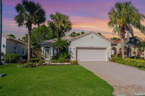 322 NW Alana Ave, Port Saint Lucie, FL 34986
