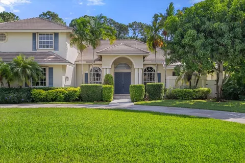 14659 Stirrup Ln, Wellington, FL 33414